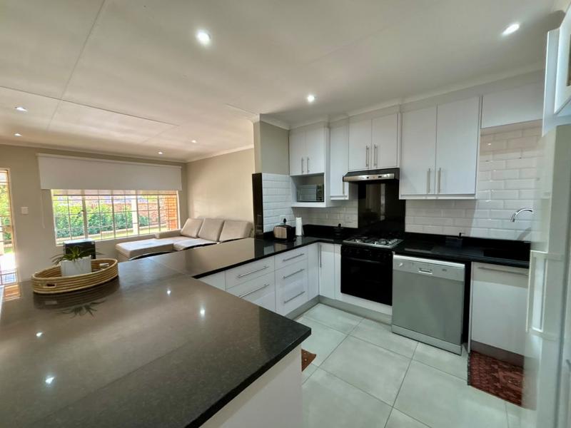 3 Bedroom Property for Sale in Langenhovenpark Free State